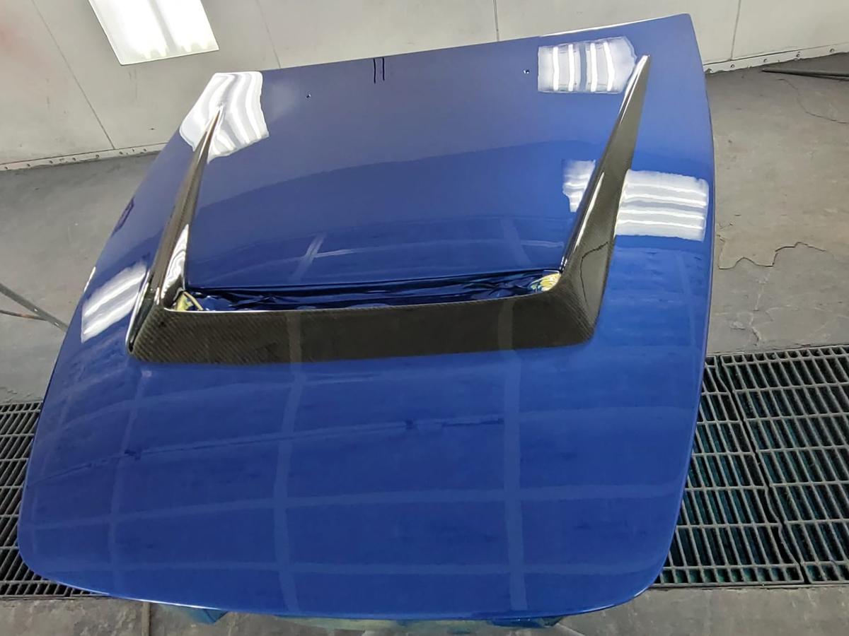 Hood · blue with carbon scoop